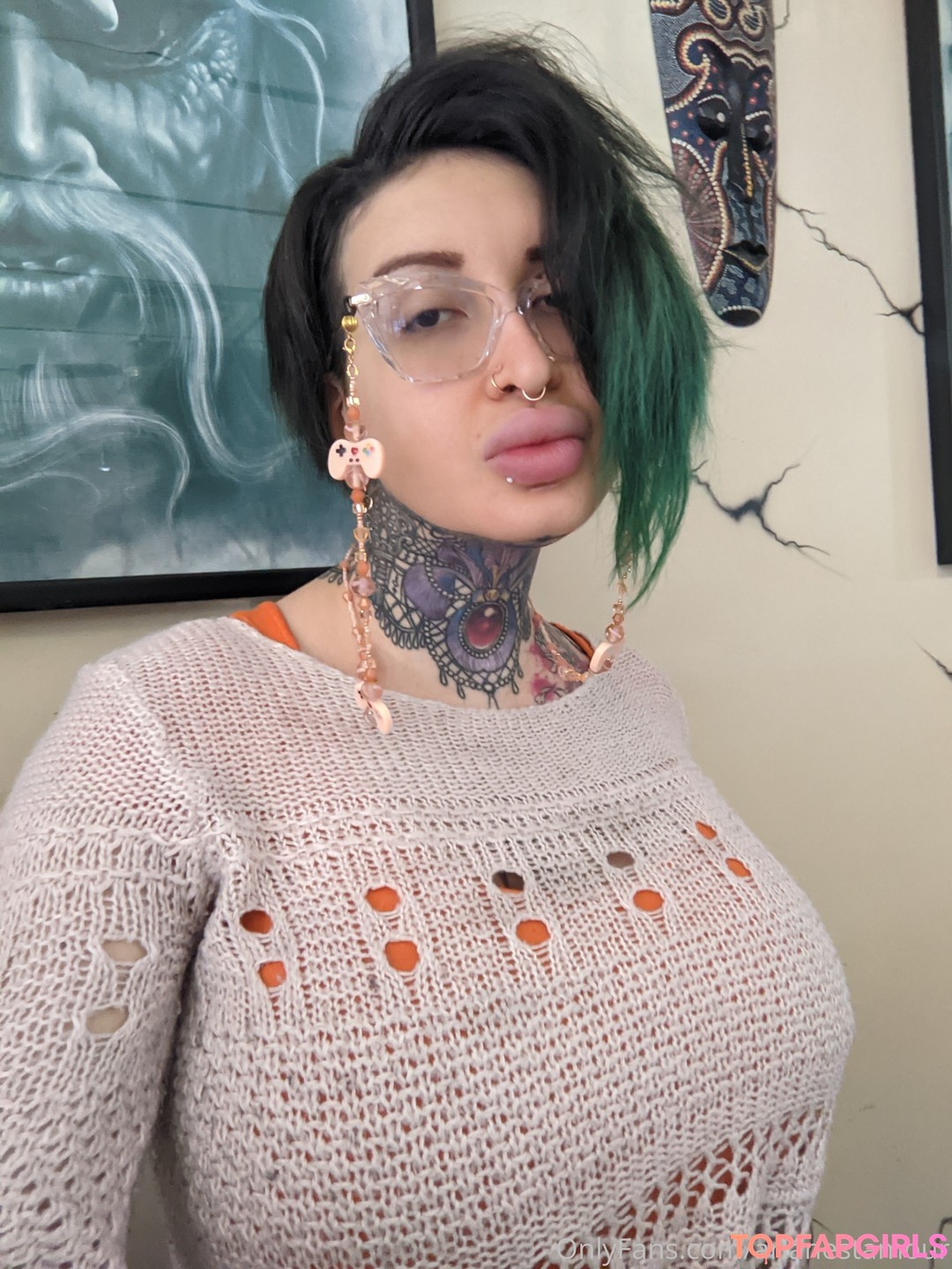 Naakte gelekte OnlyFans-foto van Ariane Saint Amour #464