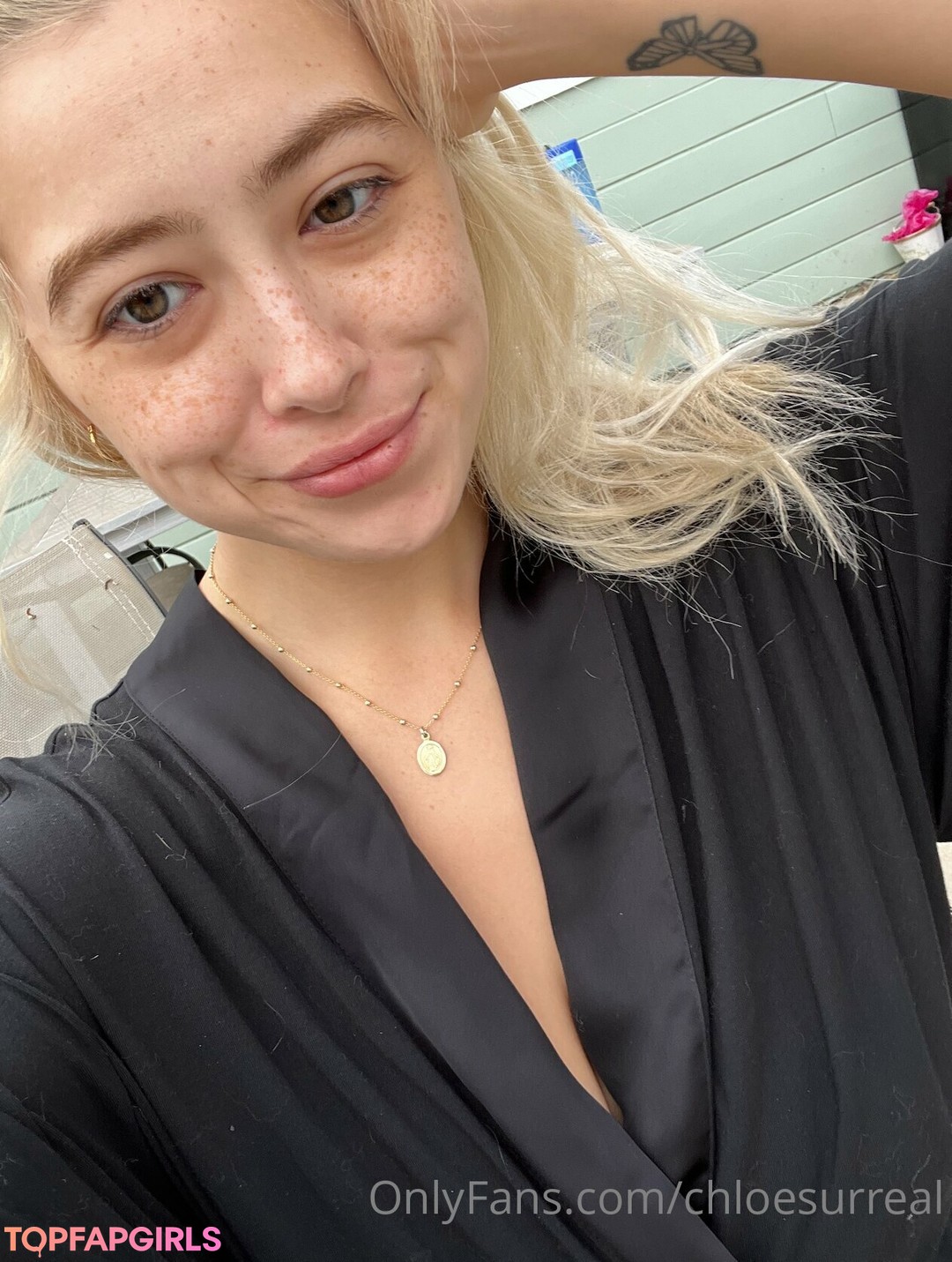 Naakte gelekte OnlyFans-foto van Chloe Surreal #103