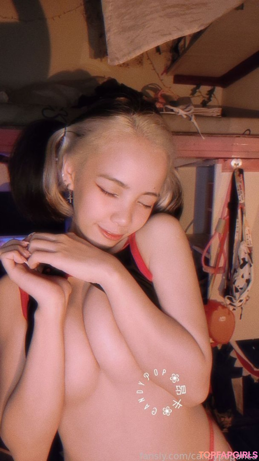 Naakte gelekte OnlyFans-foto van Candypopanca #22