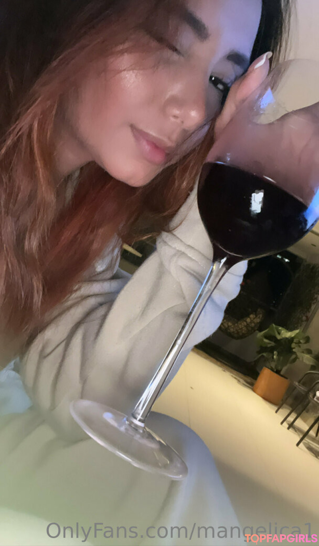 Naakte gelekte OnlyFans-foto van Cute Molly18 #87