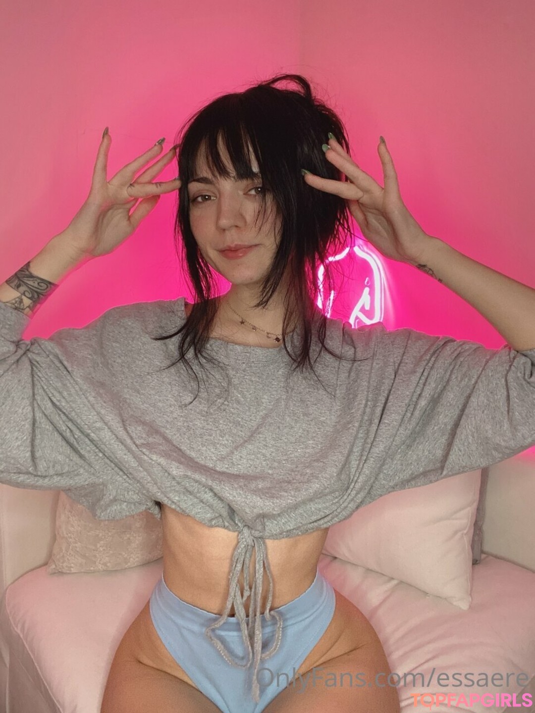 Naakte gelekte OnlyFans-foto van Essaere #388