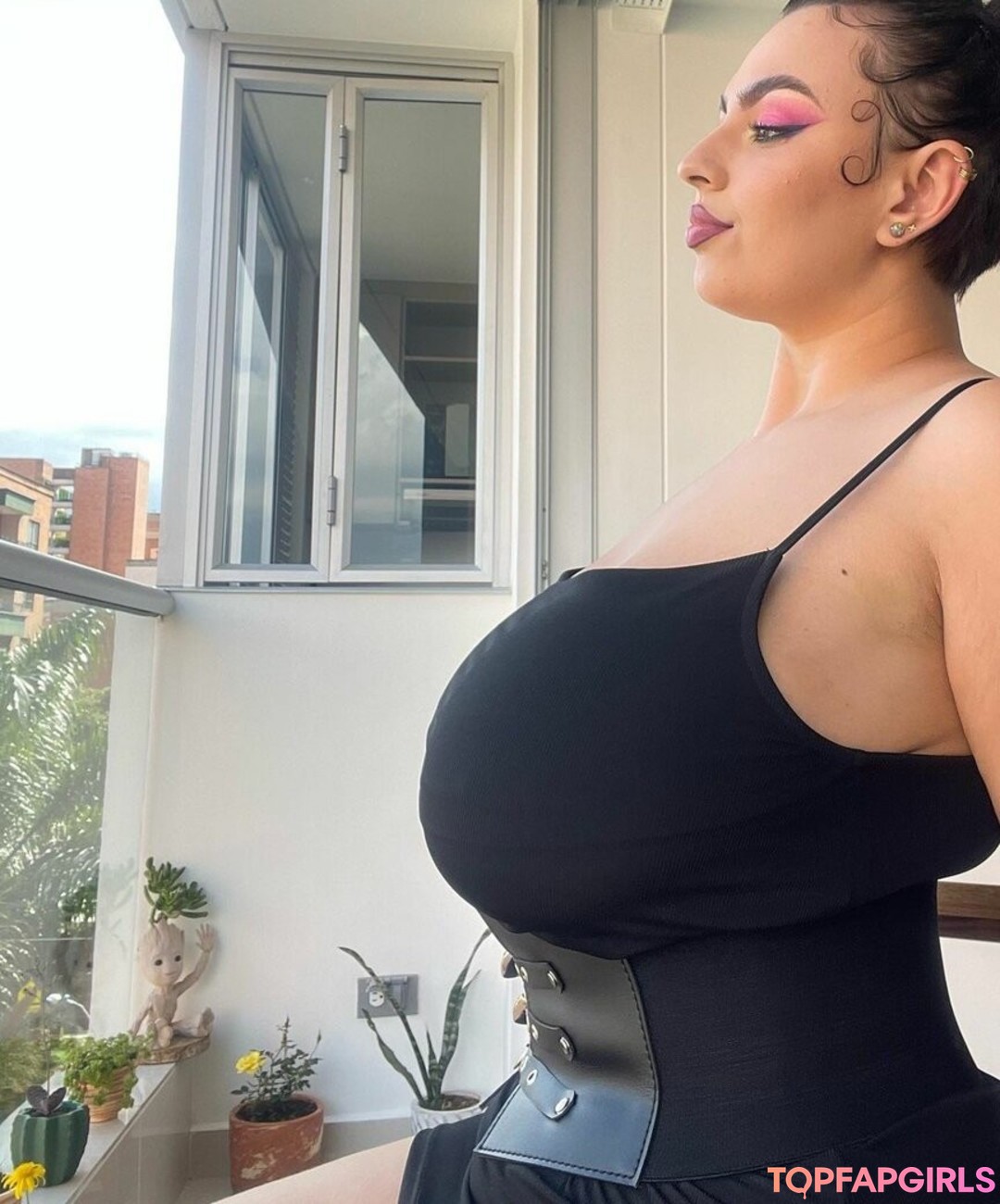 Naakte gelekte OnlyFans-foto van Amaretto Hammer #322