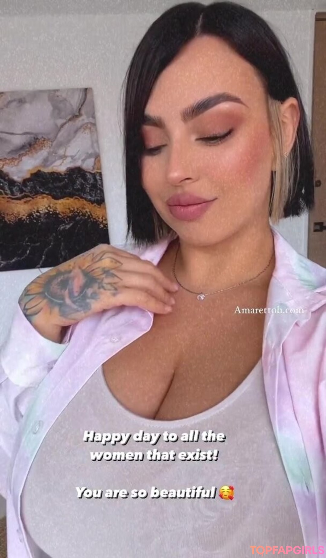 Naakte gelekte OnlyFans-foto van Amaretto Hammer #451