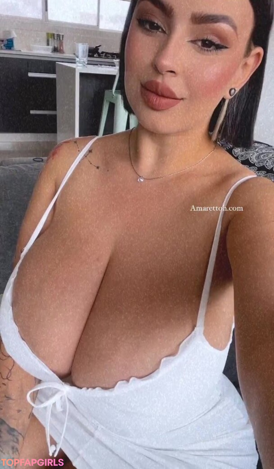 Naakte gelekte OnlyFans-foto van Amaretto Hammer #454