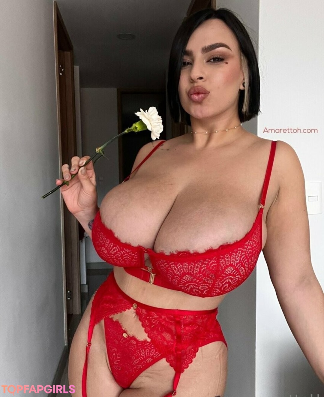Naakte gelekte OnlyFans-foto van Amaretto Hammer #91