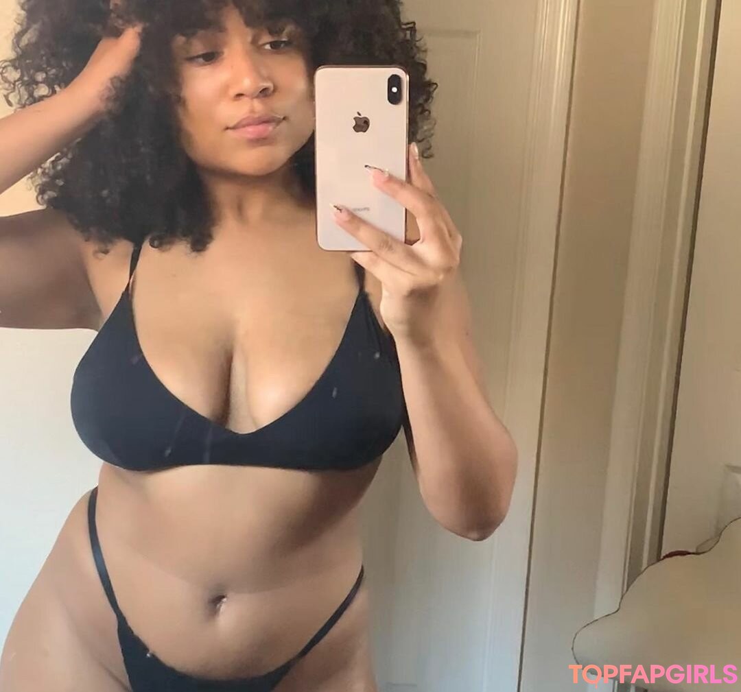 Naakte gelekte OnlyFans-foto van Msbiddies #134
