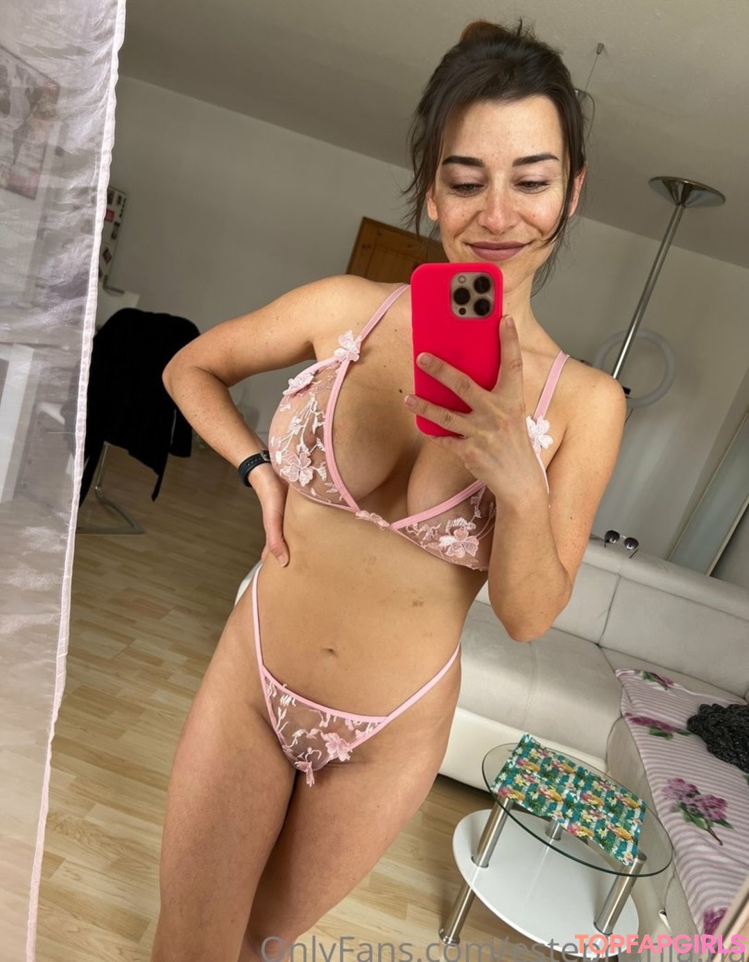 Naakte gelekte OnlyFans-foto van Steffi Haderlein #3516