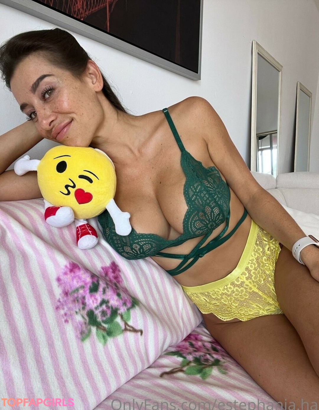 Naakte gelekte OnlyFans-foto van Steffi Haderlein #5263