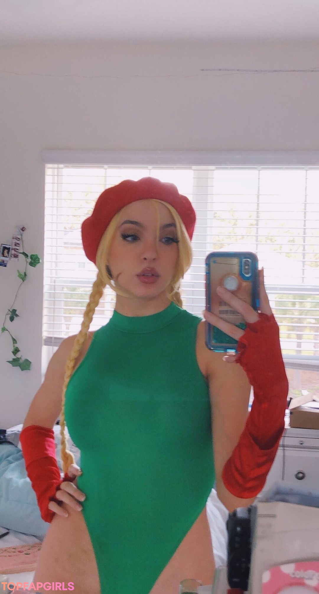 Naakte gelekte OnlyFans-foto van Bri #511