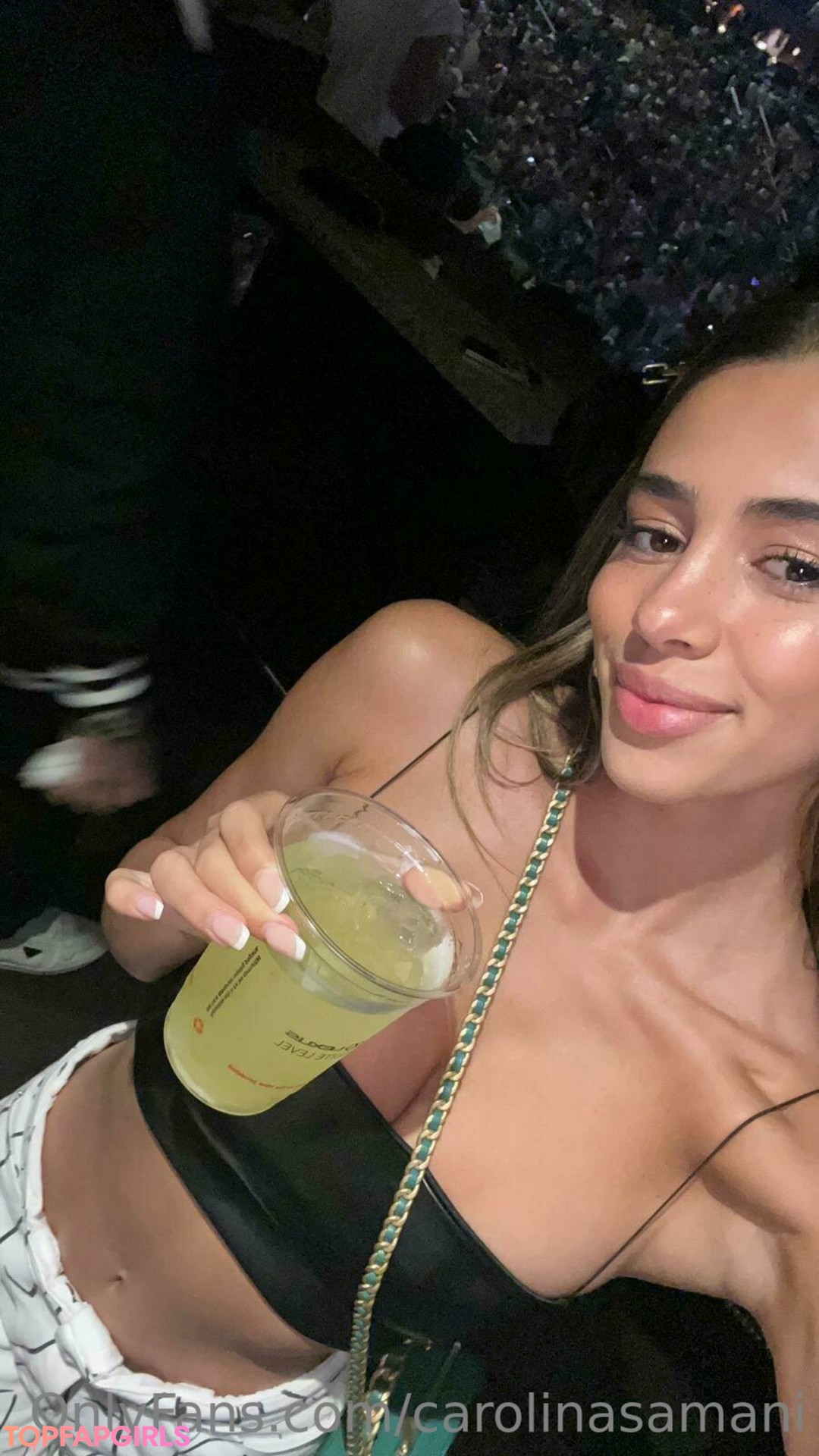 Naakte gelekte OnlyFans-foto van Carolina Samani #252