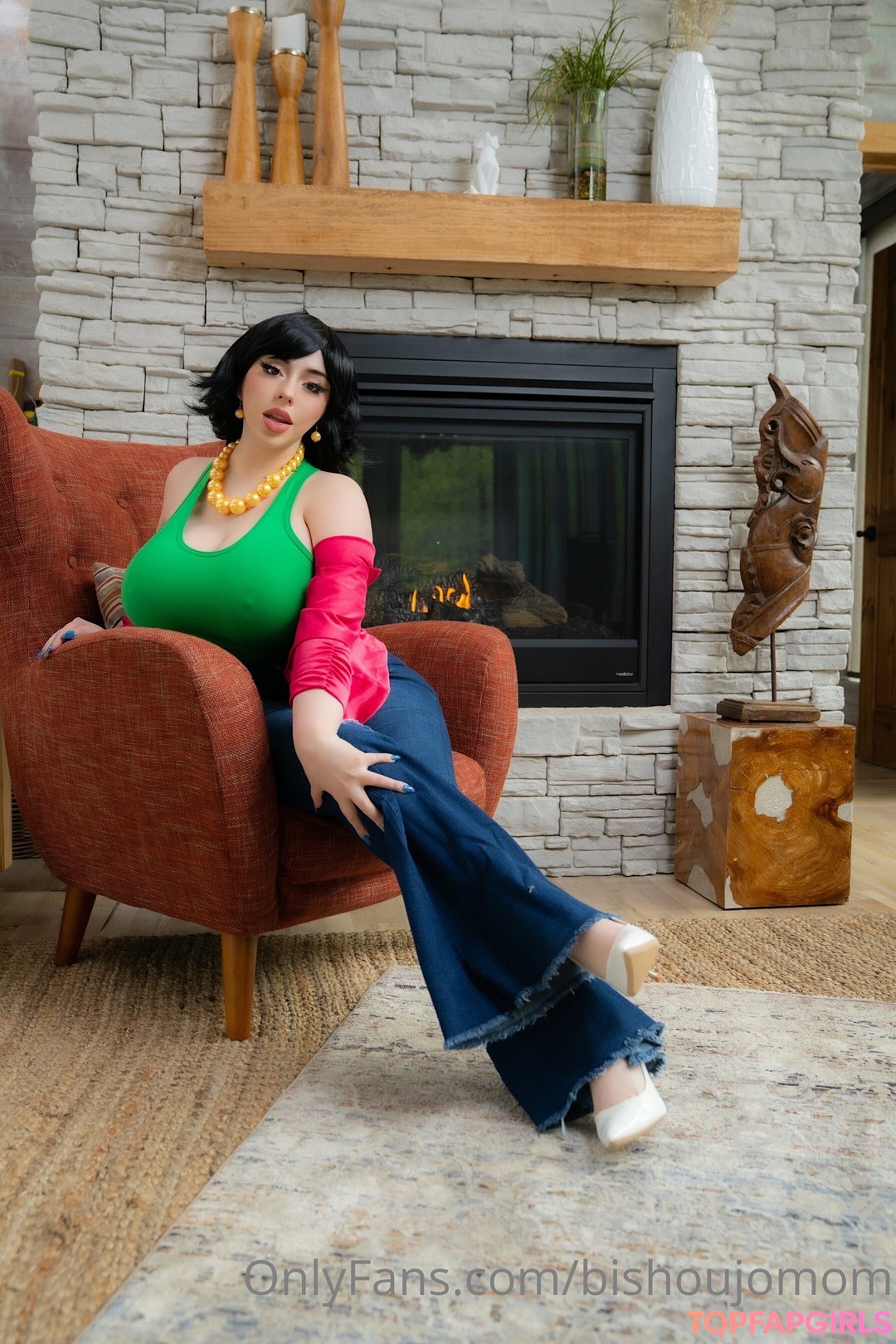 Naakte gelekte OnlyFans-foto van Bishoujo Mom #619