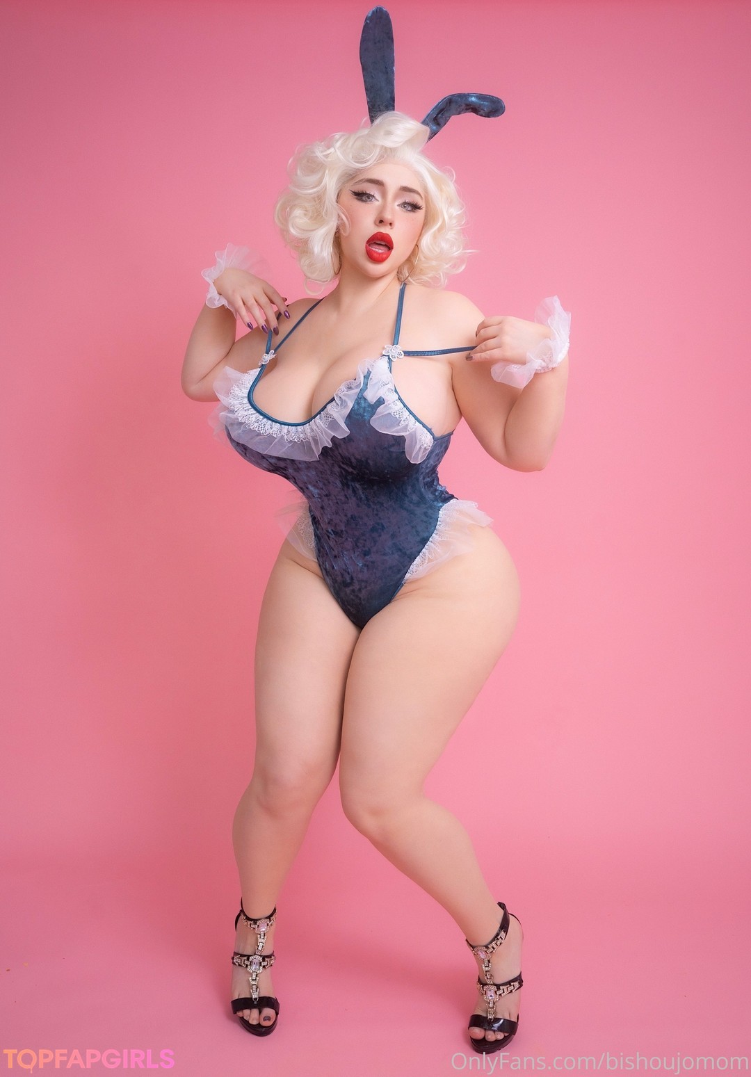 Naakte gelekte OnlyFans-foto van Bishoujo Mom #273