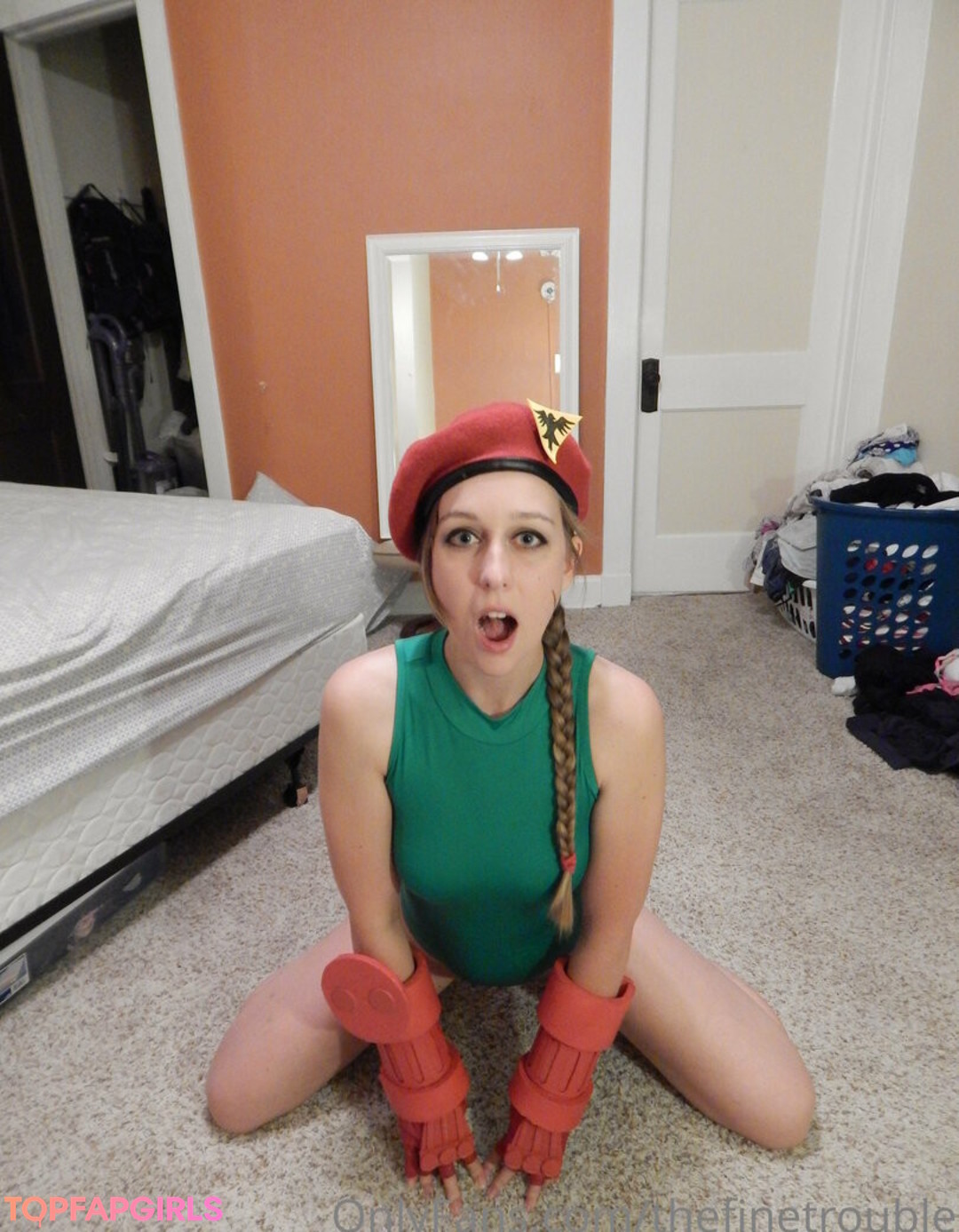 Naakte gelekte OnlyFans-foto van Thefinetrouble #266