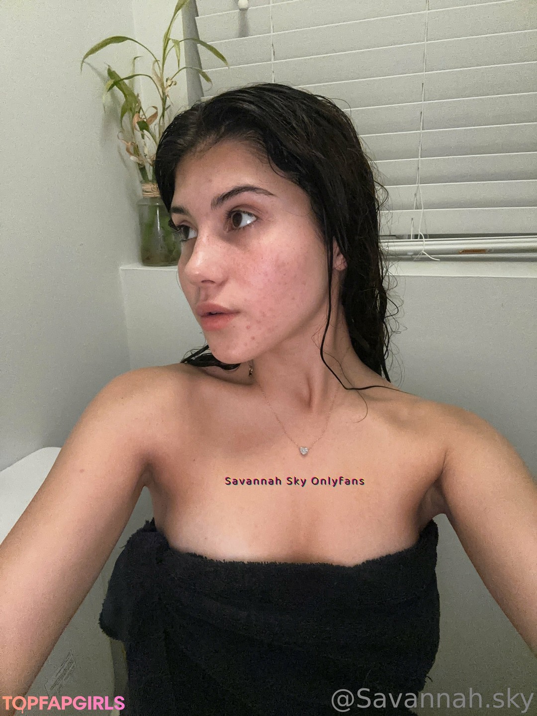 Naakte gelekte OnlyFans-foto van Rhiana Tokarz #115