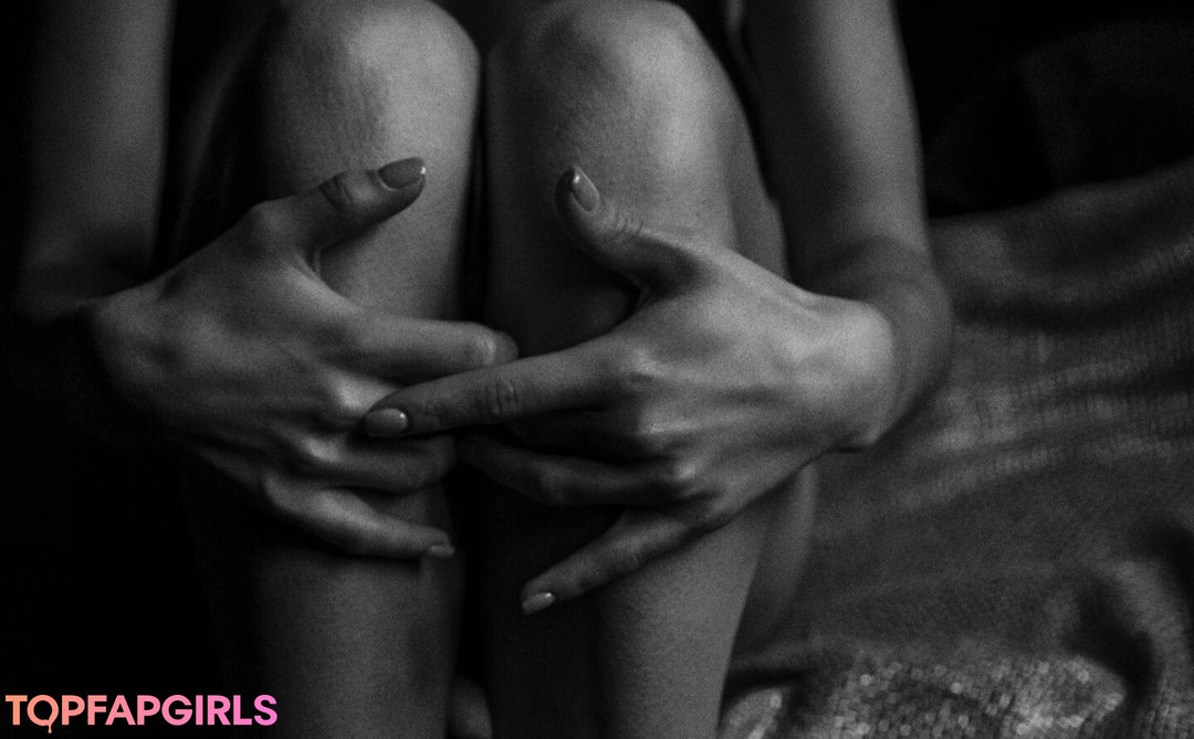 Naakte gelekte OnlyFans-foto van Solomia Maievska #1146