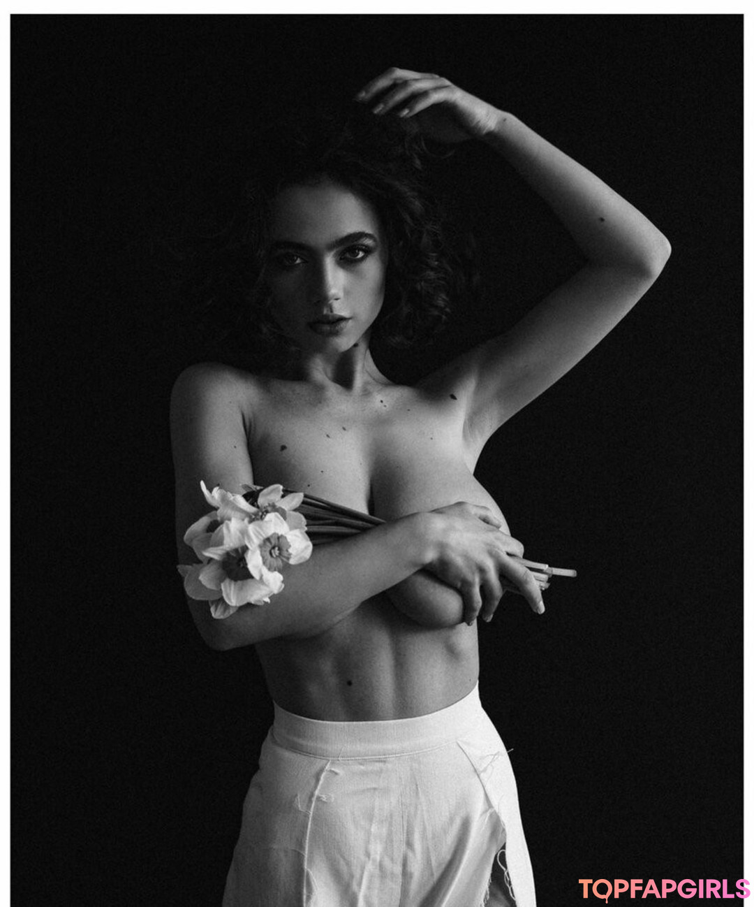 Naakte gelekte OnlyFans-foto van Solomia Maievska #1417