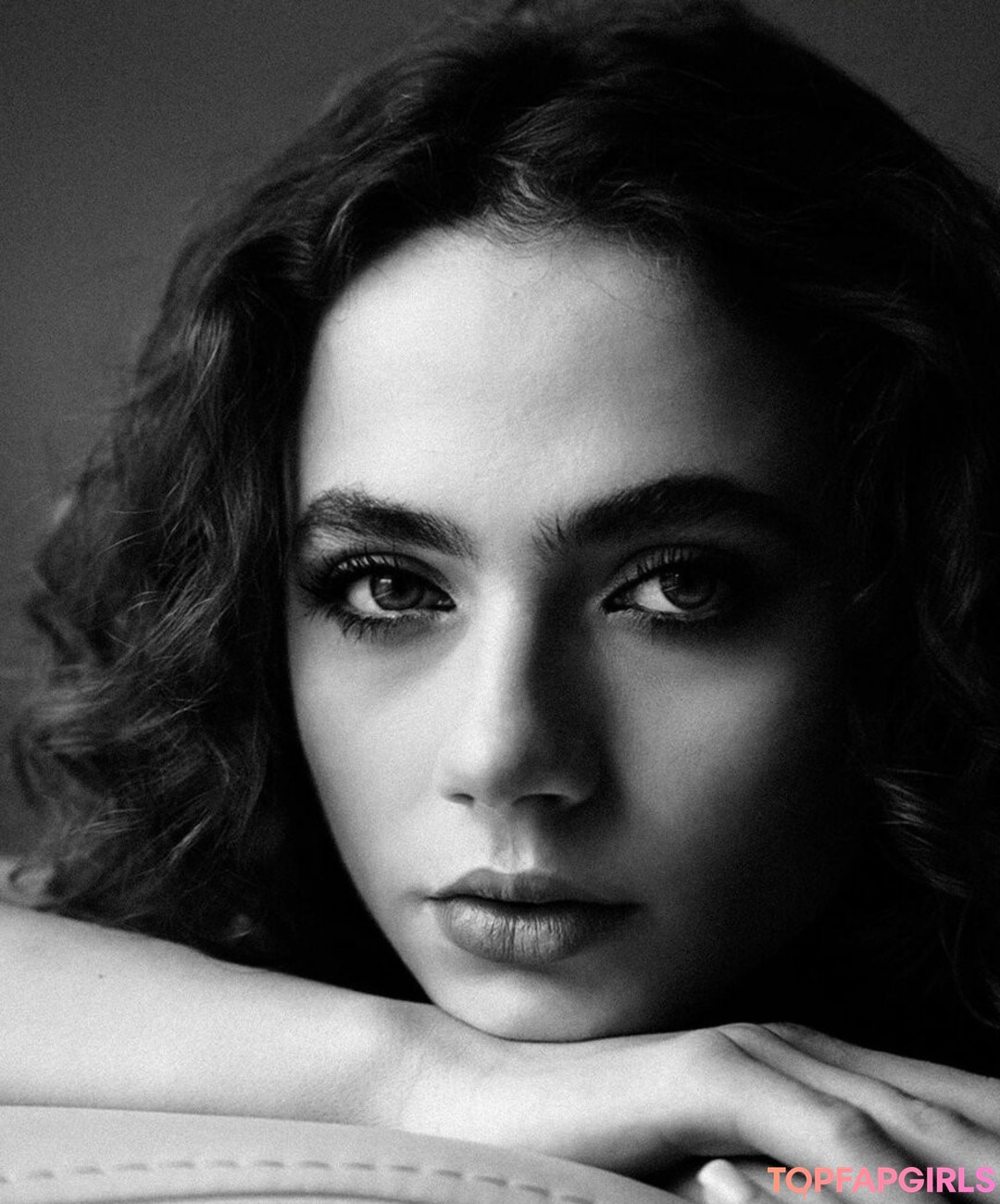 Naakte gelekte OnlyFans-foto van Solomia Maievska #1424