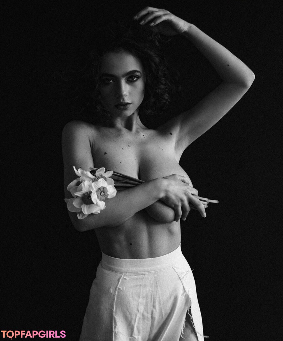 Naakte gelekte OnlyFans-foto van Solomia Maievska #1427