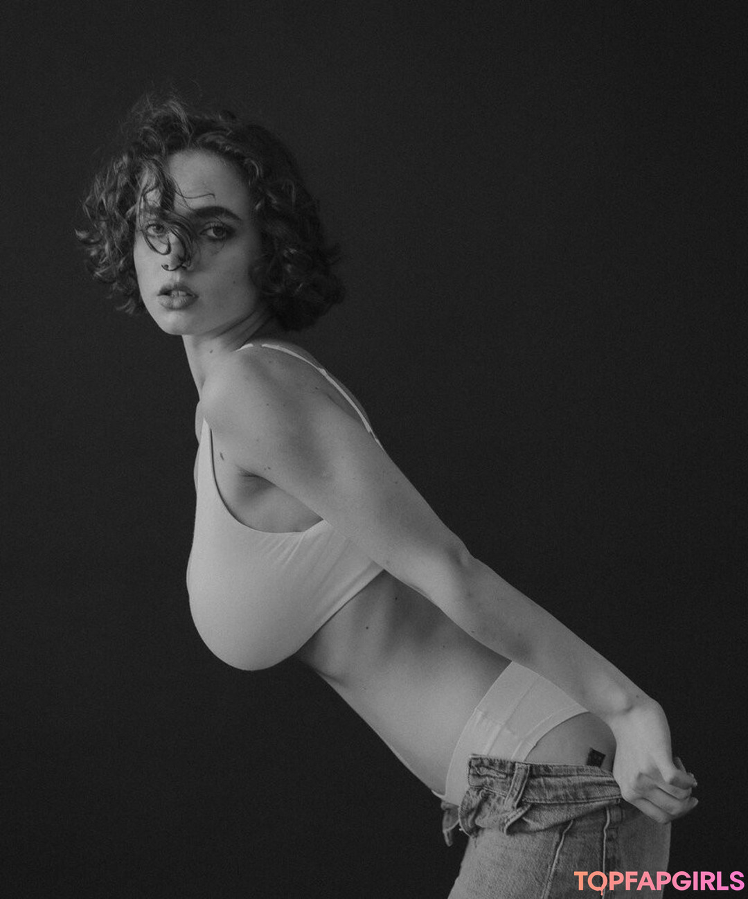 Naakte gelekte OnlyFans-foto van Solomia Maievska #1644