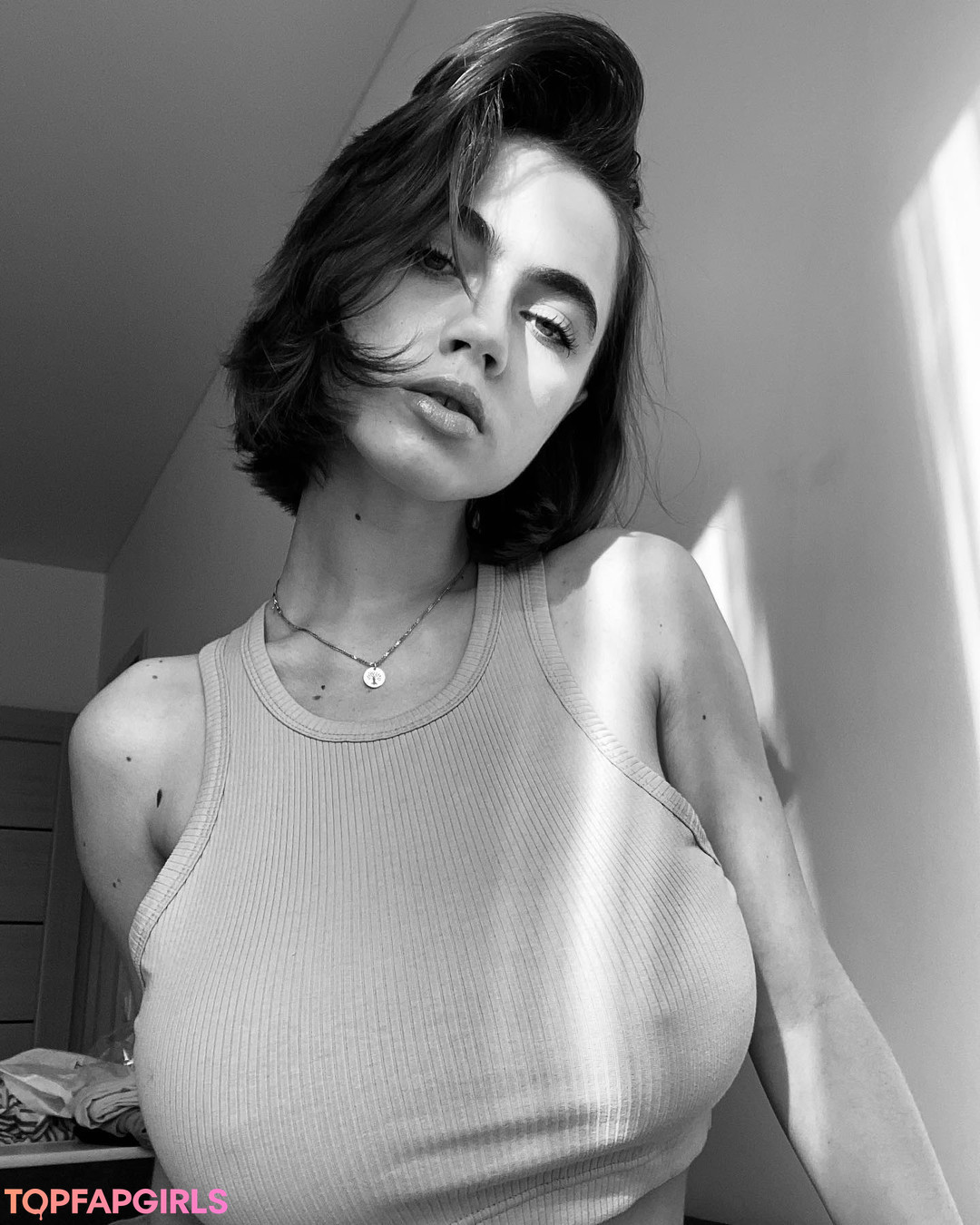 Naakte gelekte OnlyFans-foto van Solomia Maievska #1894
