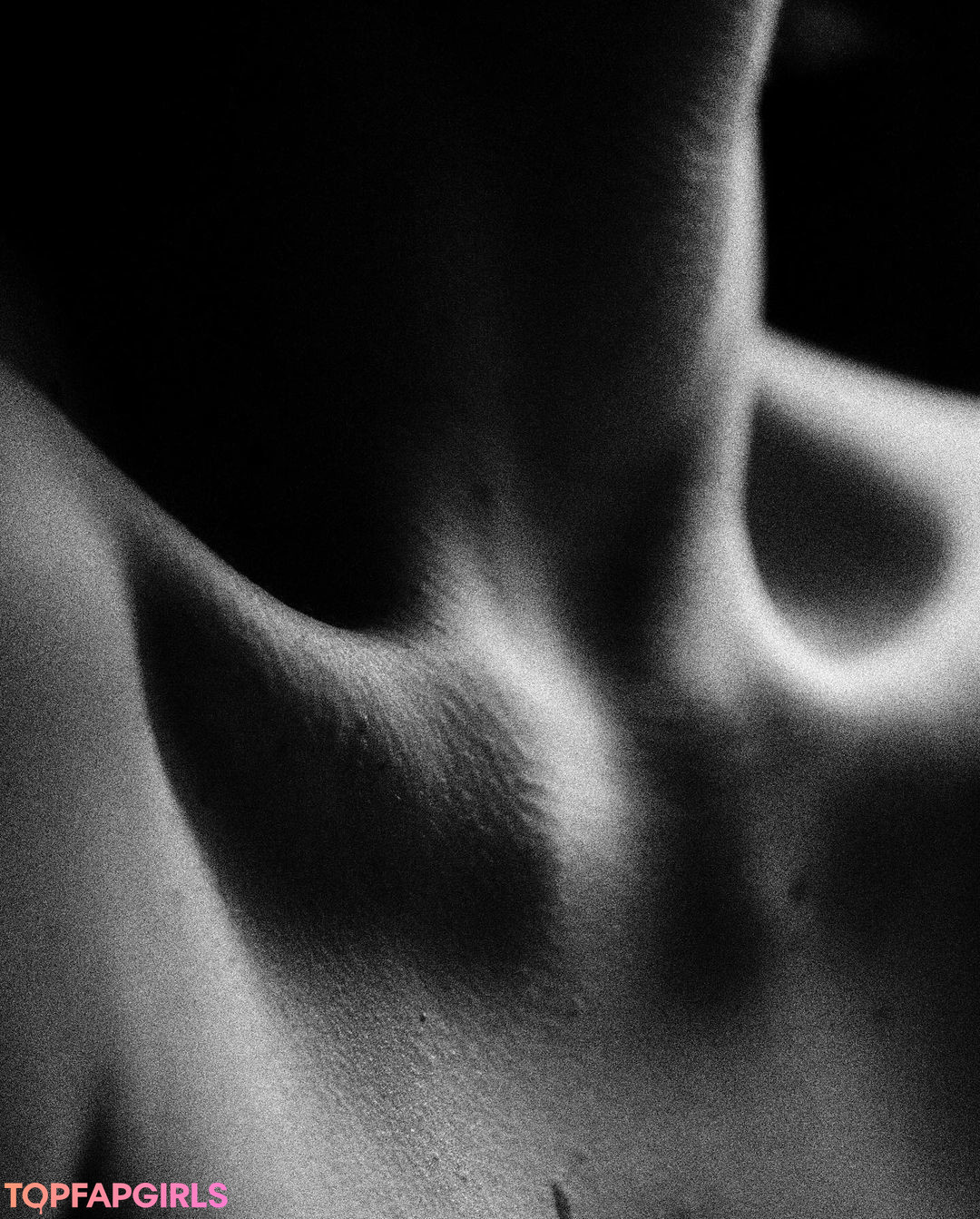Naakte gelekte OnlyFans-foto van Solomia Maievska #1899