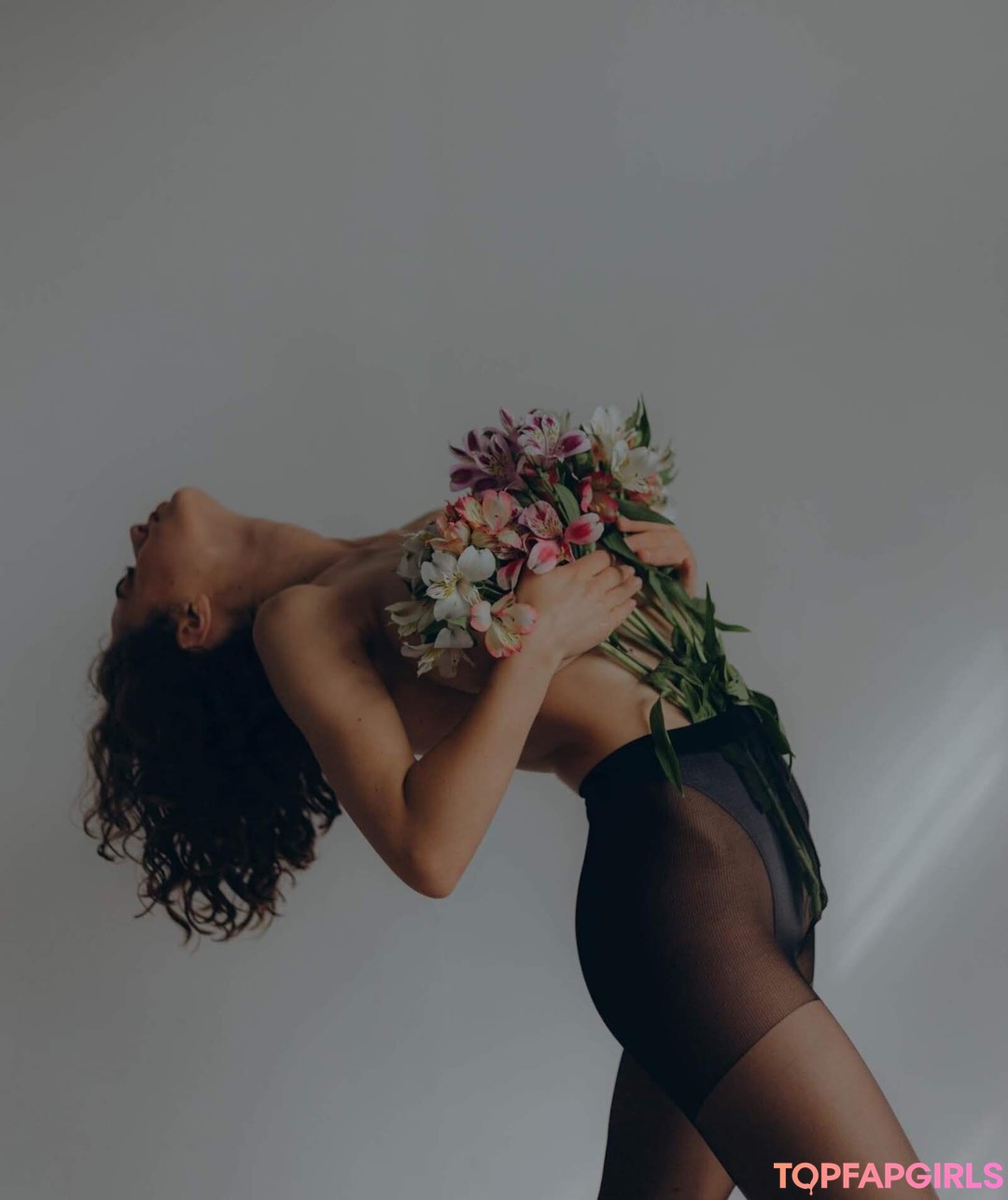 Naakte gelekte OnlyFans-foto van Solomia Maievska #1938