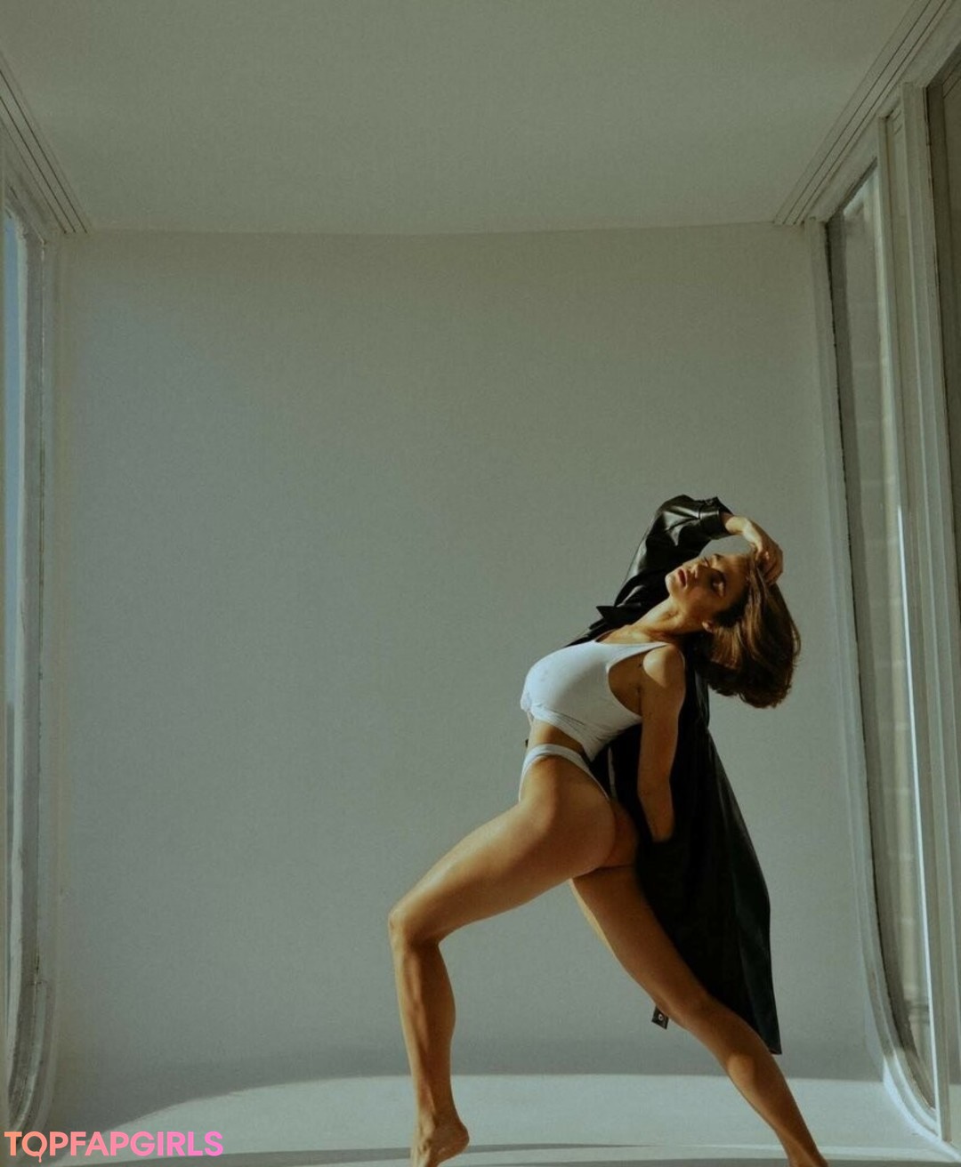 Naakte gelekte OnlyFans-foto van Solomia Maievska #848