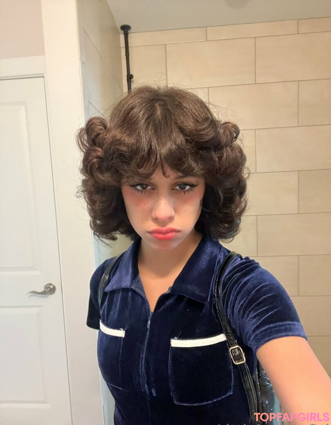 Naakte gelekte OnlyFans-foto van Little Bunny #495