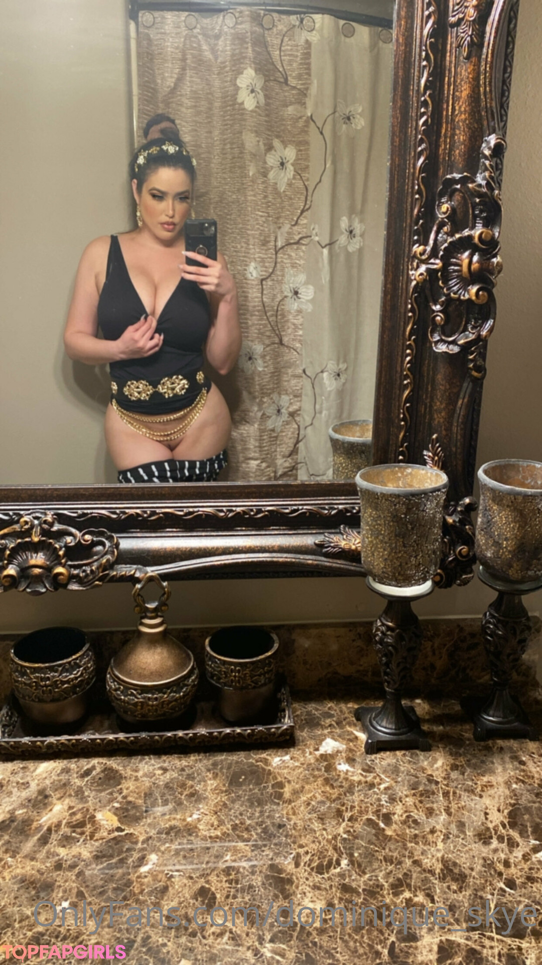 Naakte gelekte OnlyFans-foto van Dominique Skye #88
