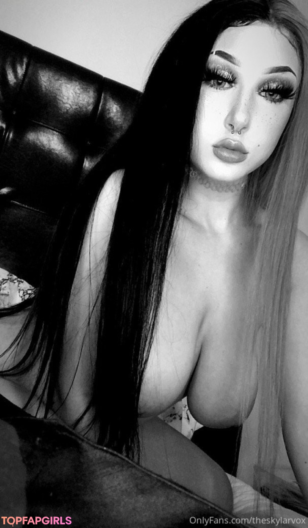 Naakte gelekte OnlyFans-foto van Skylar Vox #294