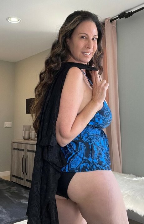 Naakte gelekte OnlyFans-foto van Christy Canyon