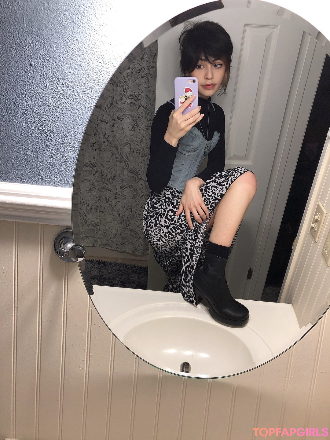 Naakte gelekte OnlyFans-foto van Betas Inferno #540