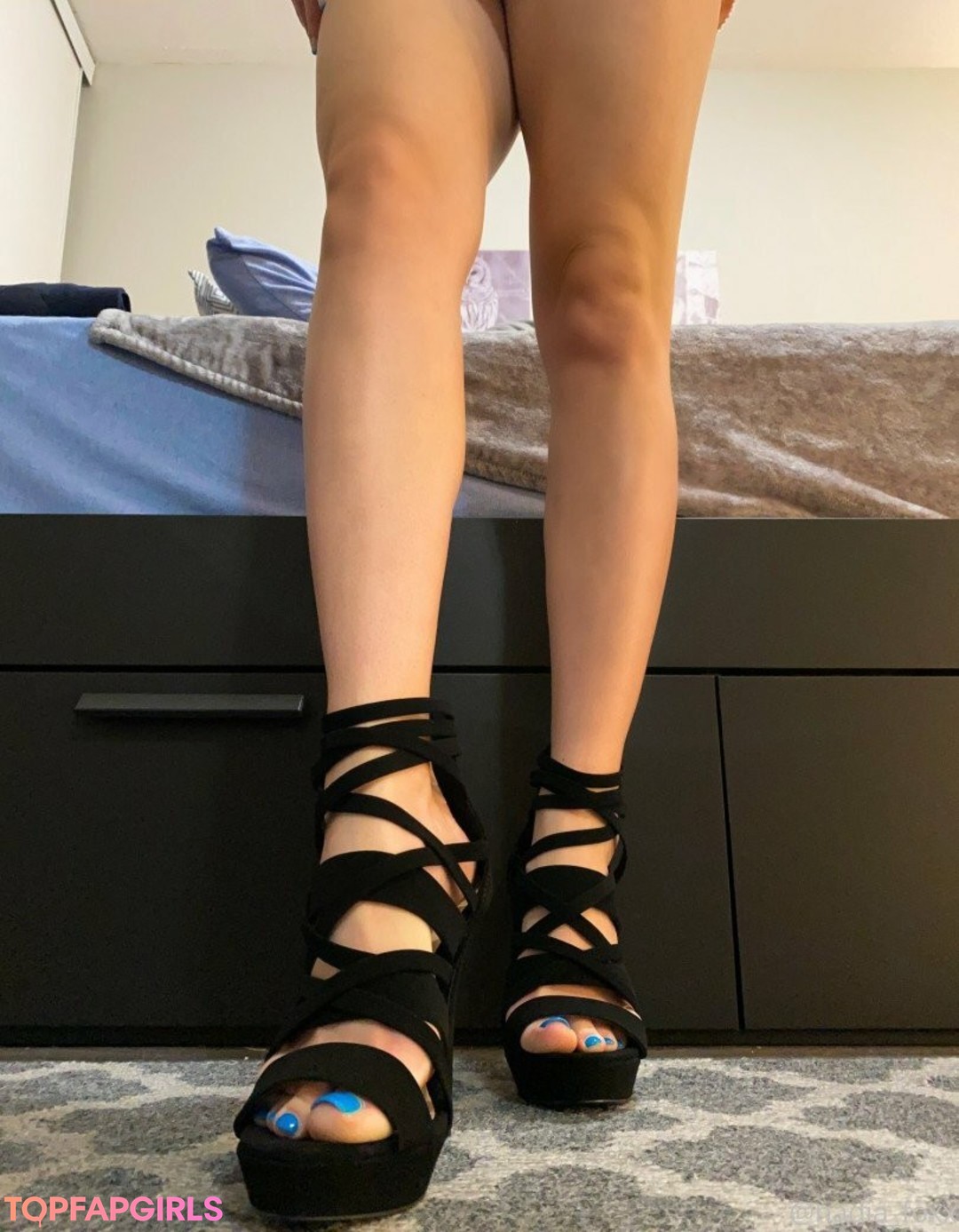 Naakte gelekte OnlyFans-foto van Nadia Foxx #136