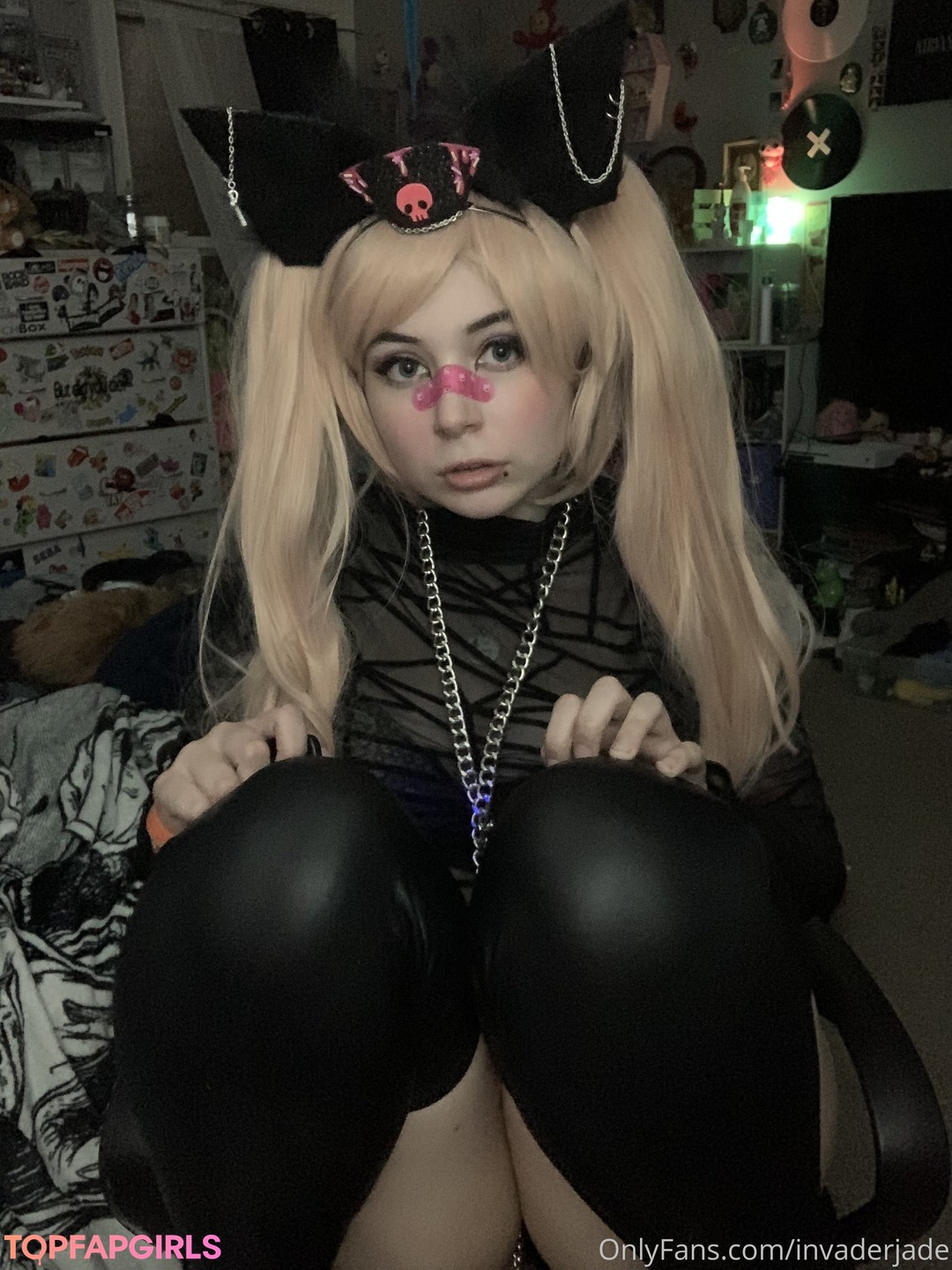 Naakte gelekte OnlyFans-foto van Invader Jade #264