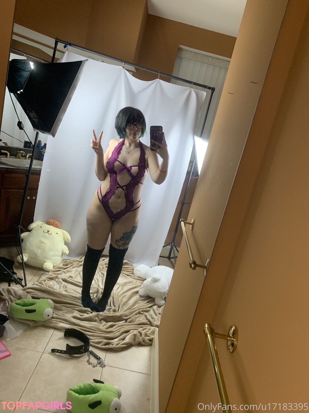 Naakte gelekte OnlyFans-foto van Invader Jade #436