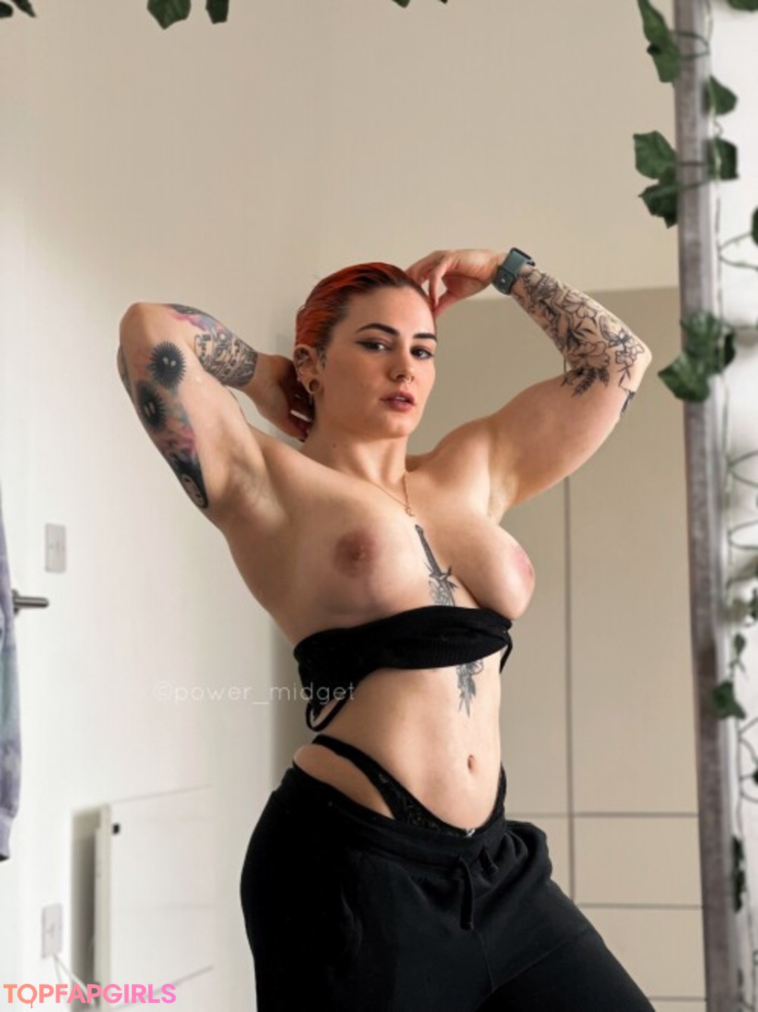 Naakte gelekte OnlyFans-foto van Peta Lloyd #82