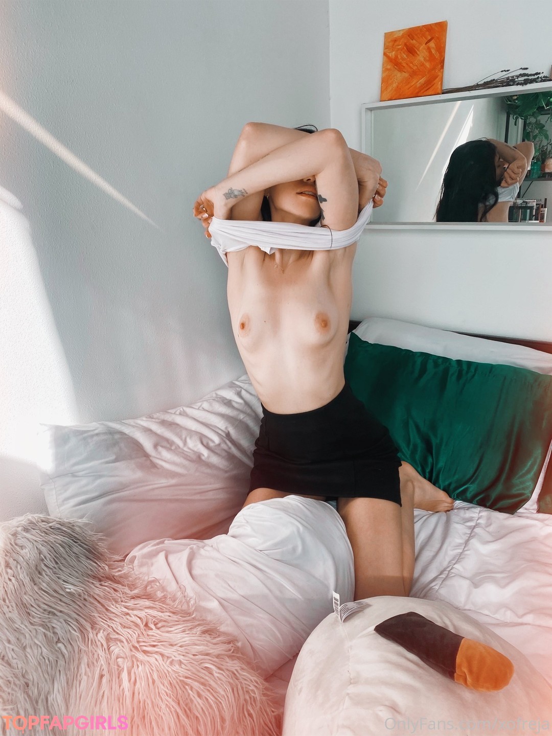 Naakte gelekte OnlyFans-foto van Freja Noir #692