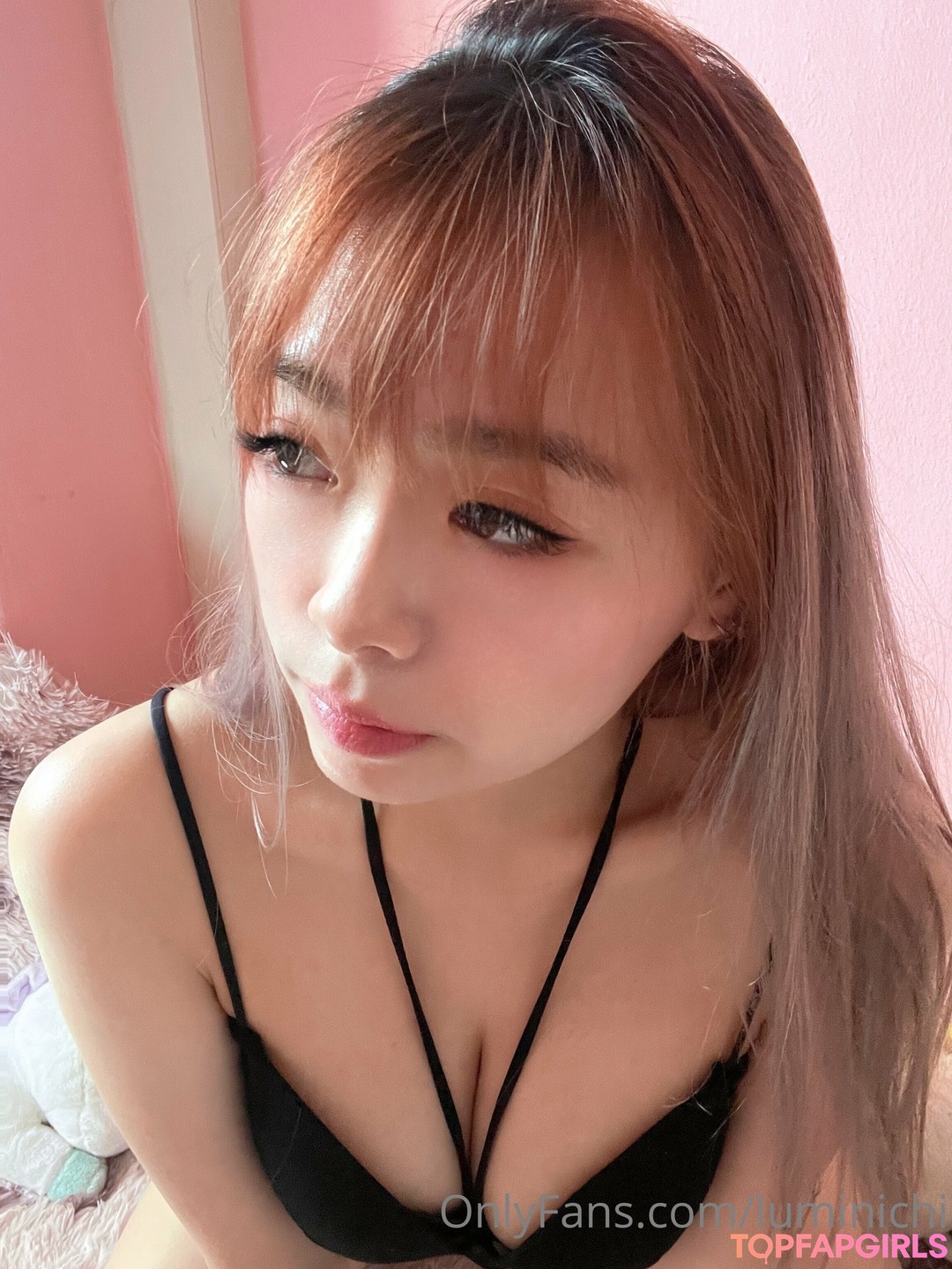 Naakte gelekte OnlyFans-foto van Luminichi #197
