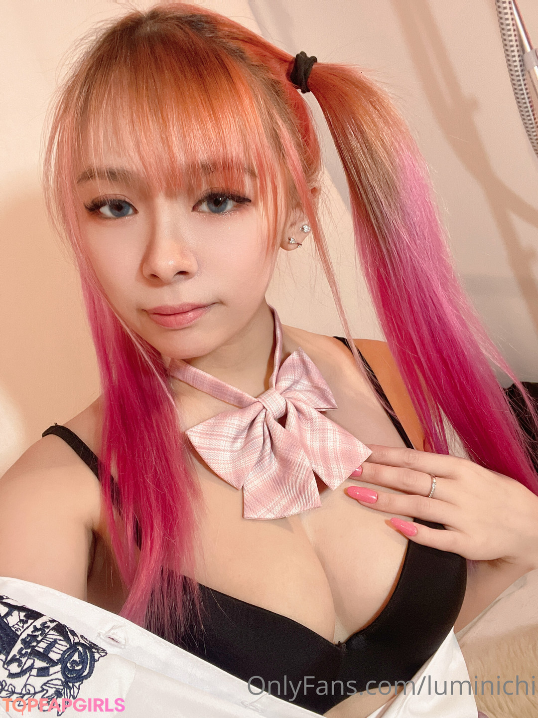 Naakte gelekte OnlyFans-foto van Luminichi #87