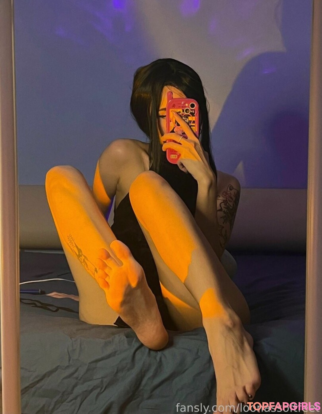Naakte gelekte OnlyFans-foto van Loona #1468