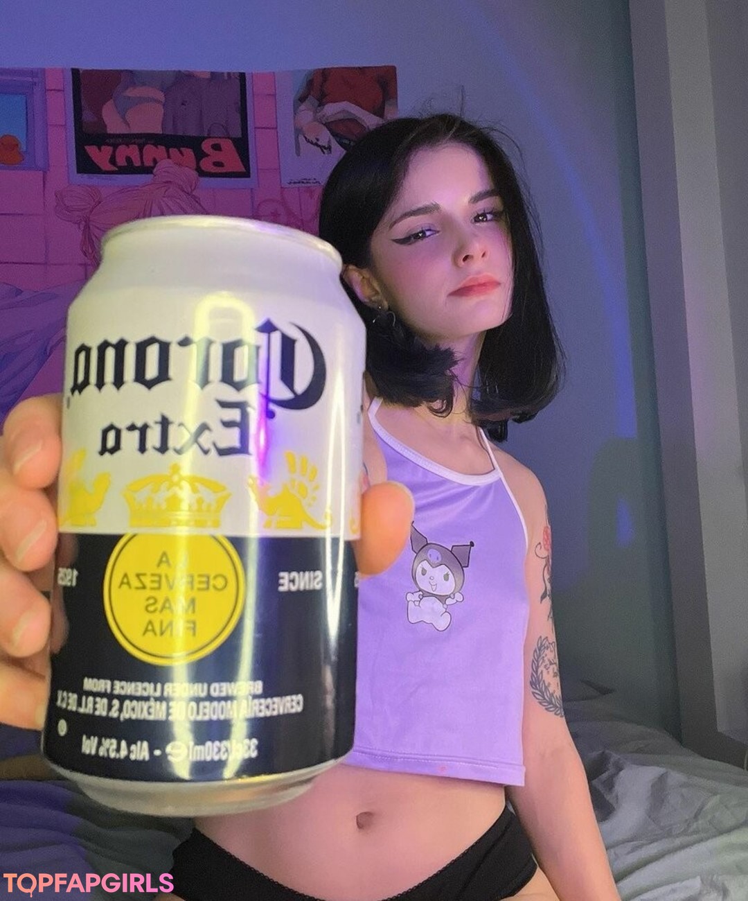 Naakte gelekte OnlyFans-foto van Loona #1558