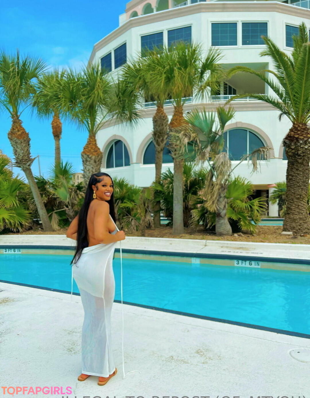 Naakte gelekte OnlyFans-foto van Lola Teases #63