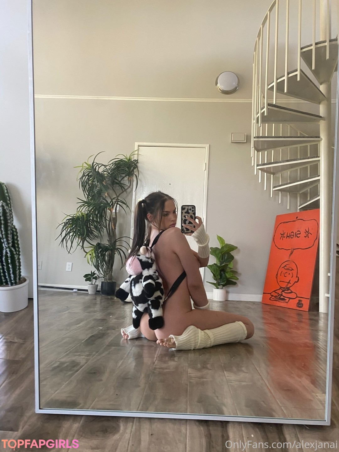 Naakte gelekte OnlyFans-foto van Alex Janai #43