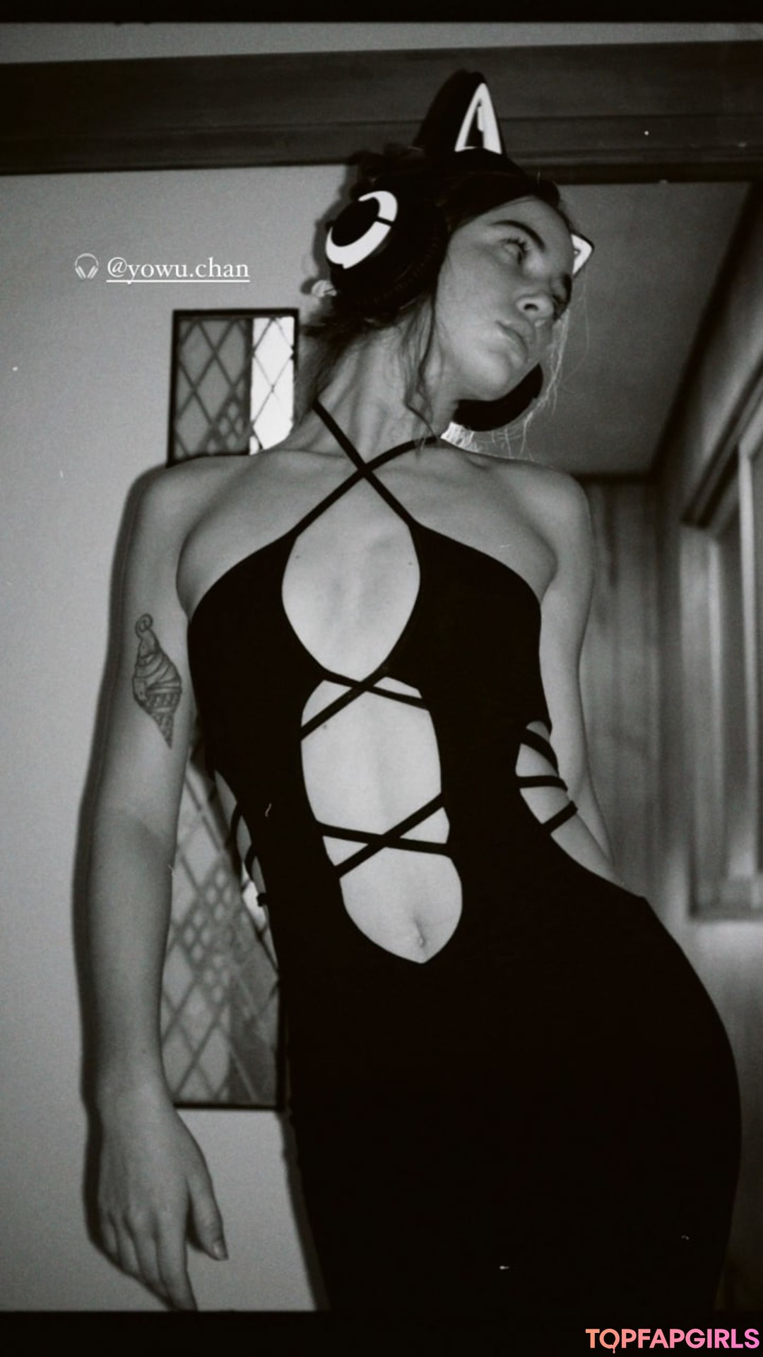 Naakte gelekte OnlyFans-foto van Maryana Ro #51