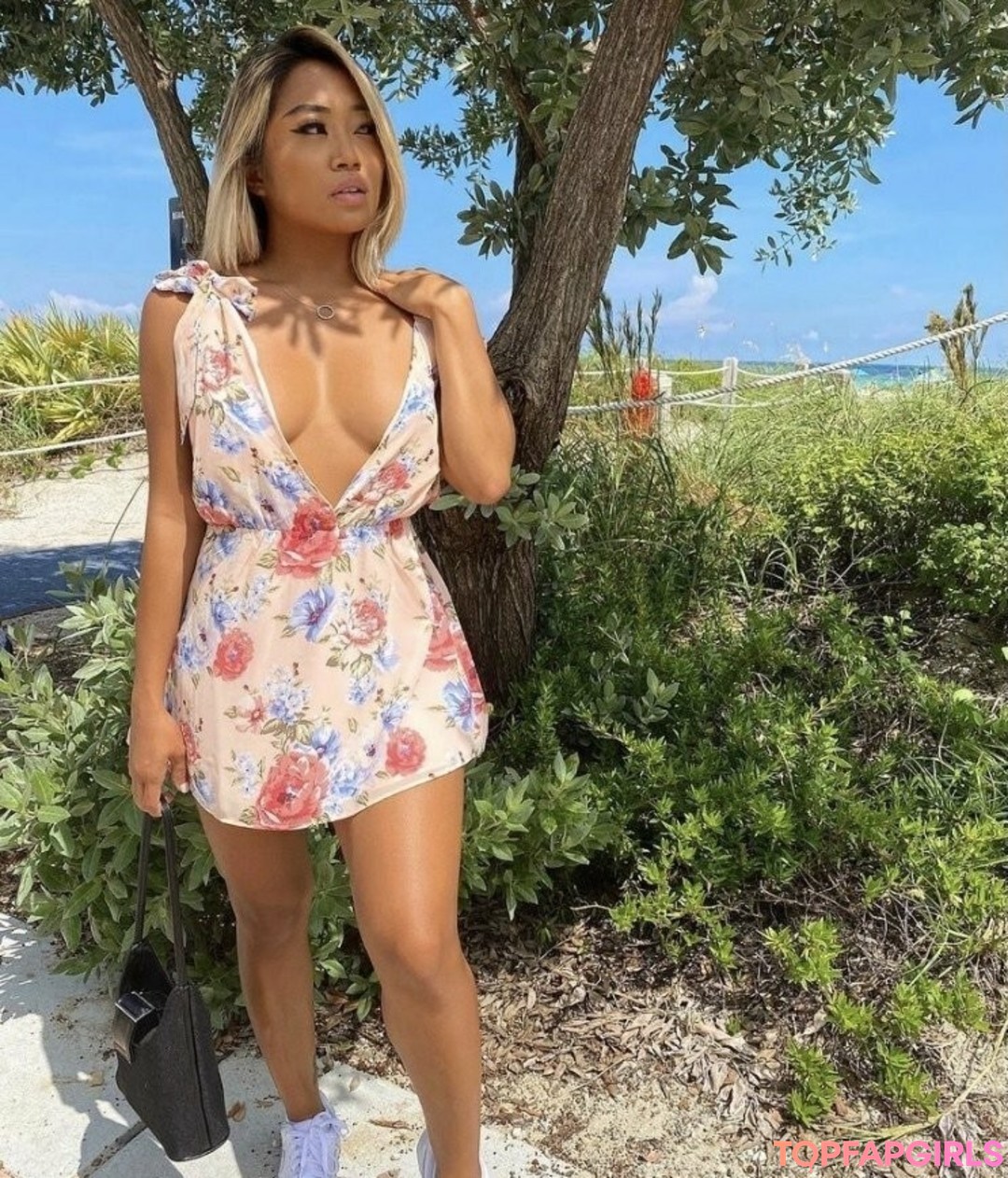 Naakte gelekte OnlyFans-foto van Suki #237