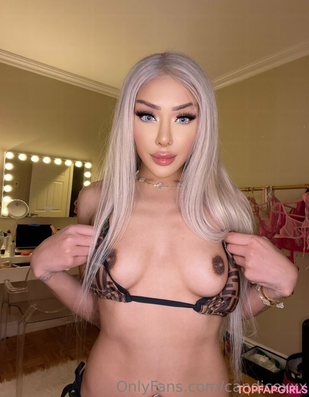 Naakte gelekte OnlyFans-foto van Candice Kloss #51