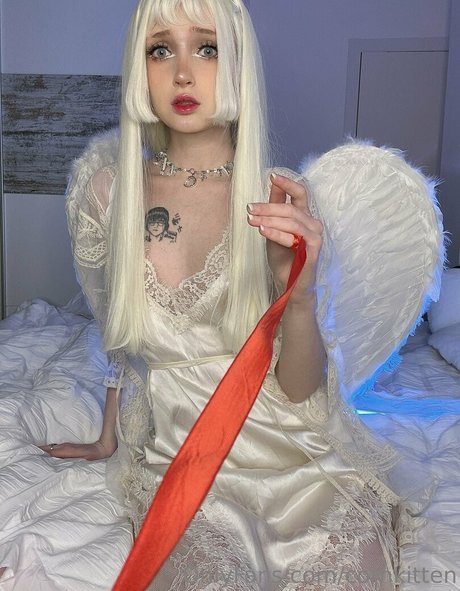 Naakte gelekte OnlyFans-foto van Cornkitten