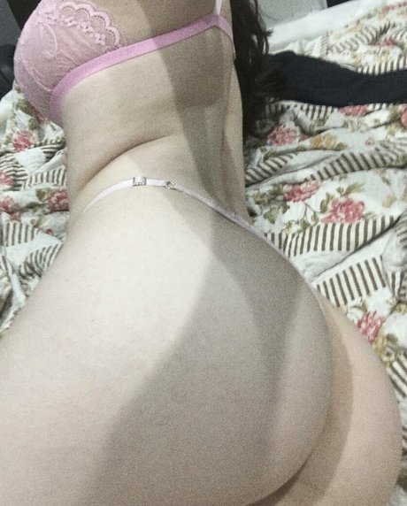 Naakte gelekte OnlyFans-foto van Peusche