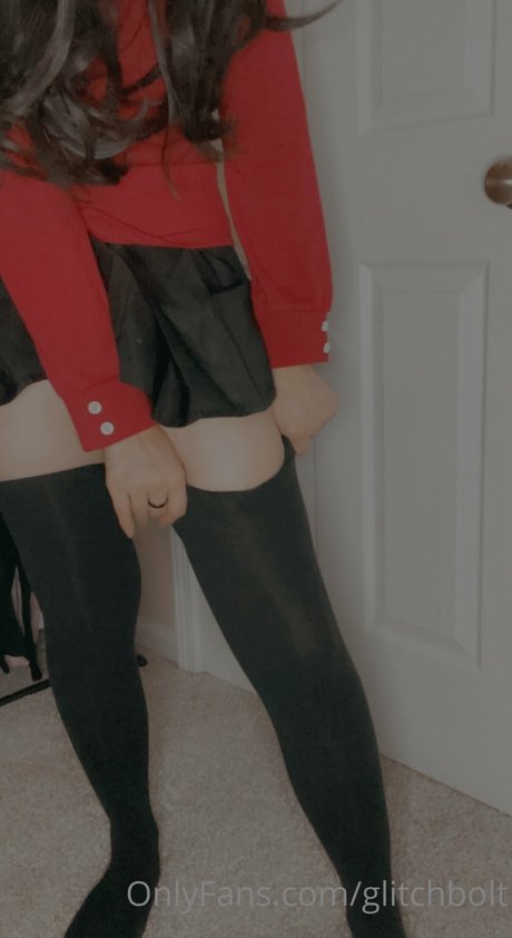 Naakte gelekte OnlyFans-foto van Glitchbolt