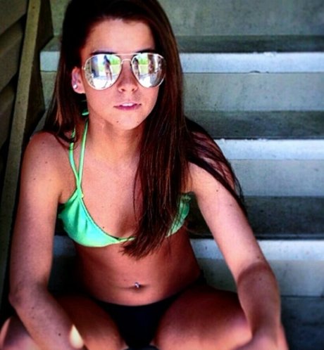 Naakte gelekte OnlyFans-foto van Madison Deck